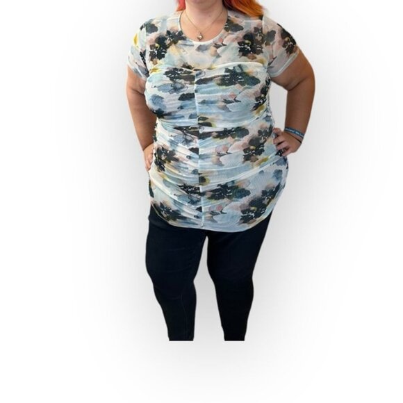 🆕 NWT Torrid 1 2 3 Watercolor Stretch Mesh Neck Ruched Top 14 16 18 20 22 24 - Picture 4 of 16